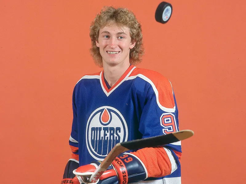tieu-su-wayne-gretzky-8211-huyen-thoai-hockey-cua-the-gioi-9 tieu su wayne gretzky 8211 huyen thoai hockey cua the gioi 9